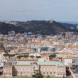 Vista aérea de calles y edificios en Roma, Italia